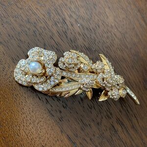 Henri Bendel floral hair clip